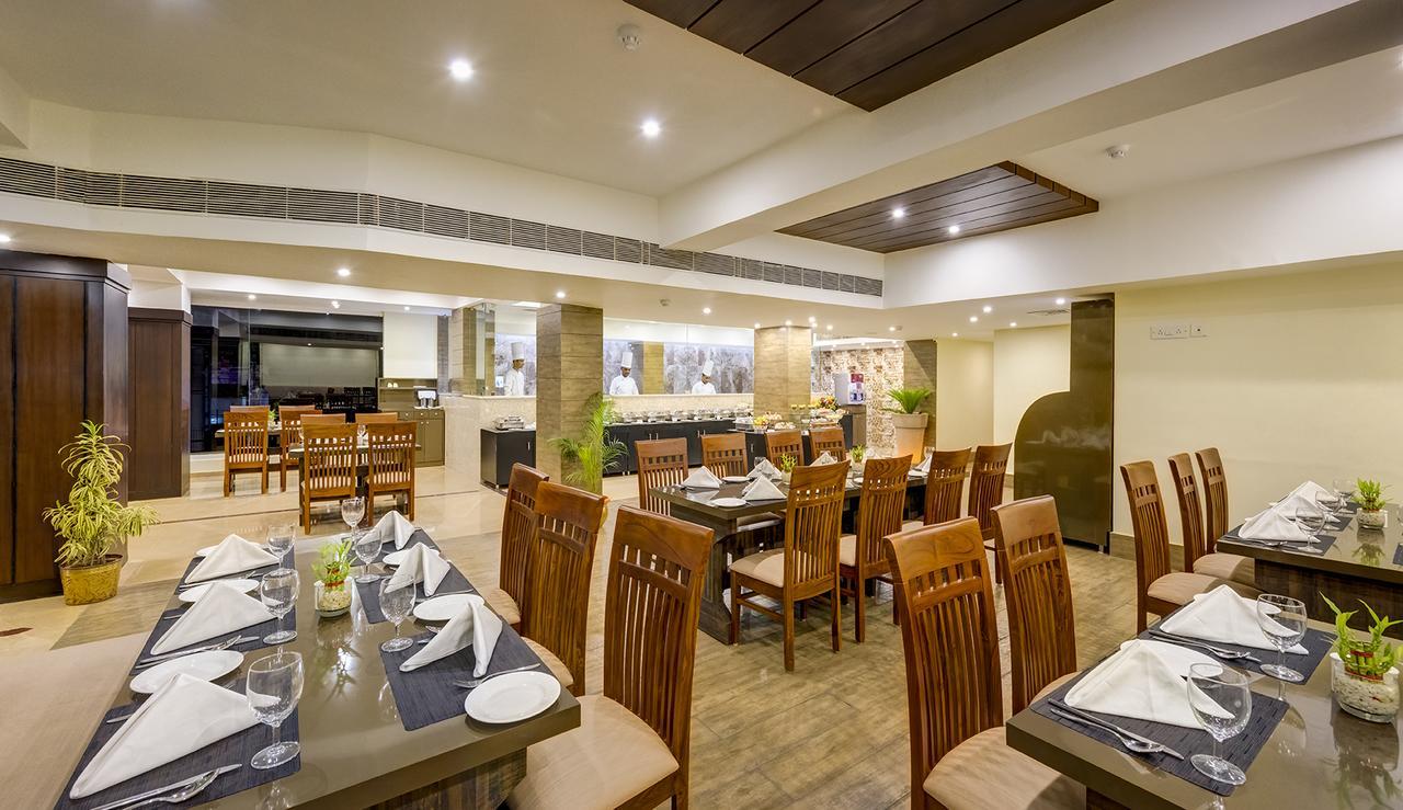 Dwārka Cygnett Inn מראה חיצוני תמונה